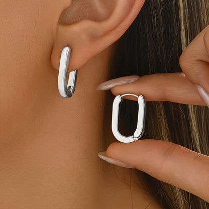 Kaylee | Elegant geometric-shaped hoop earrings