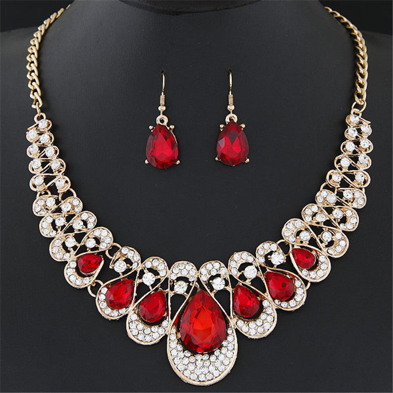 Gold Ruby Teardrop Jewelry Set