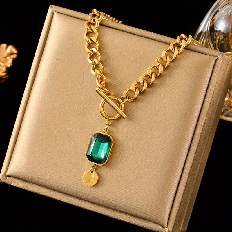 Massive Chain Necklace with Emerald Pendant | Gold