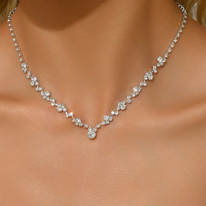 Elegant bridal necklace with diamonds