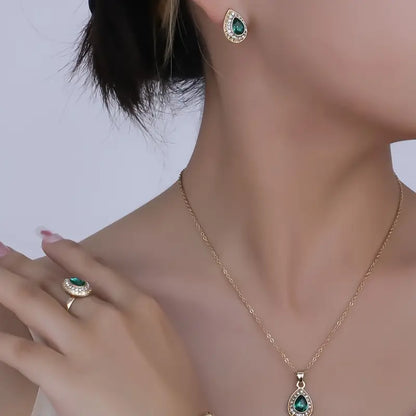 The Noémie Jewelry Set