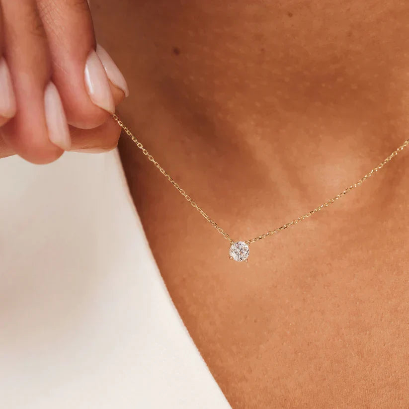 Cléa Moissanite Necklace