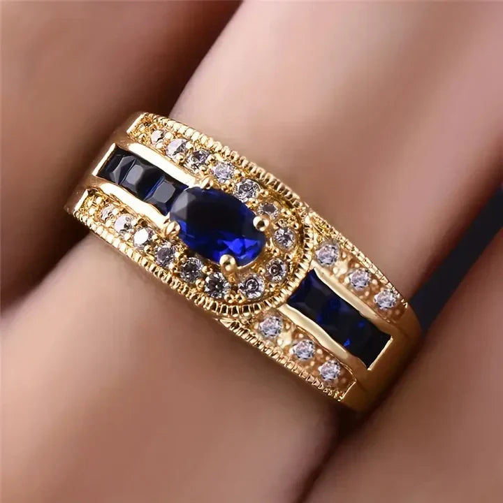Brilliant Blue Ring Made of Gold